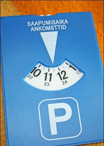 Парковка автомобиля в Финляндии Парковка автомобиля в Финляндии