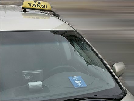 Парковка автомобиля в Финляндии Парковка автомобиля в Финляндии